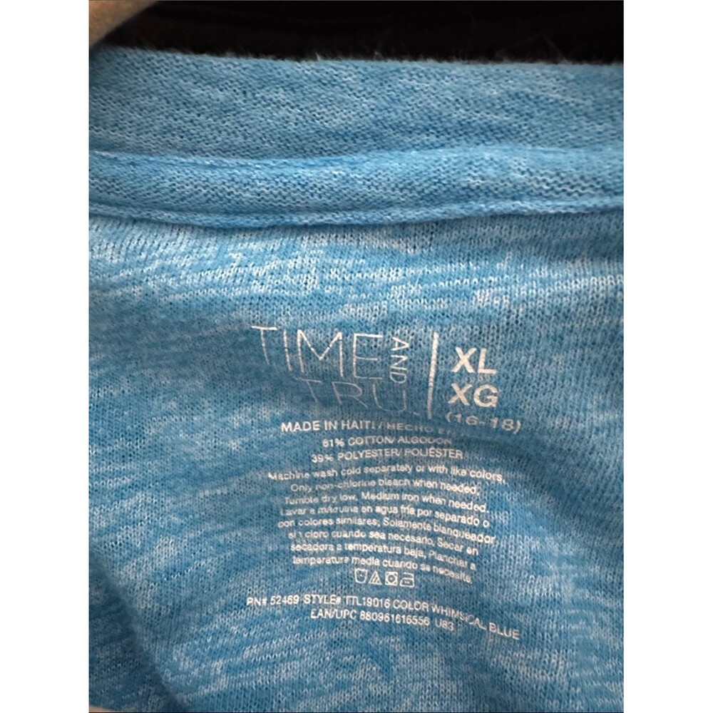 Time and Tru Blue Scoop Neck Short Sleeve Tee - Picture 3 of 3